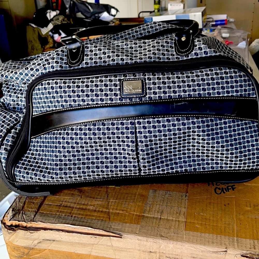 Roll carry on travel bag
